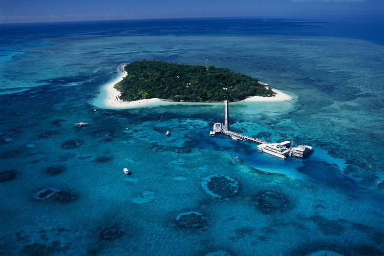 Коралловые острова на Большом Барьерном рифе в Австралии
