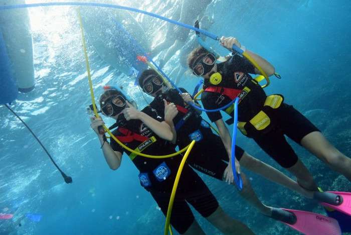 Snuba Diving на большом барьерном рифе