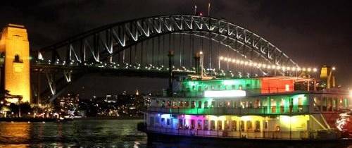 Новогодняя шоу-программа на корабле в Сиднейской бухте